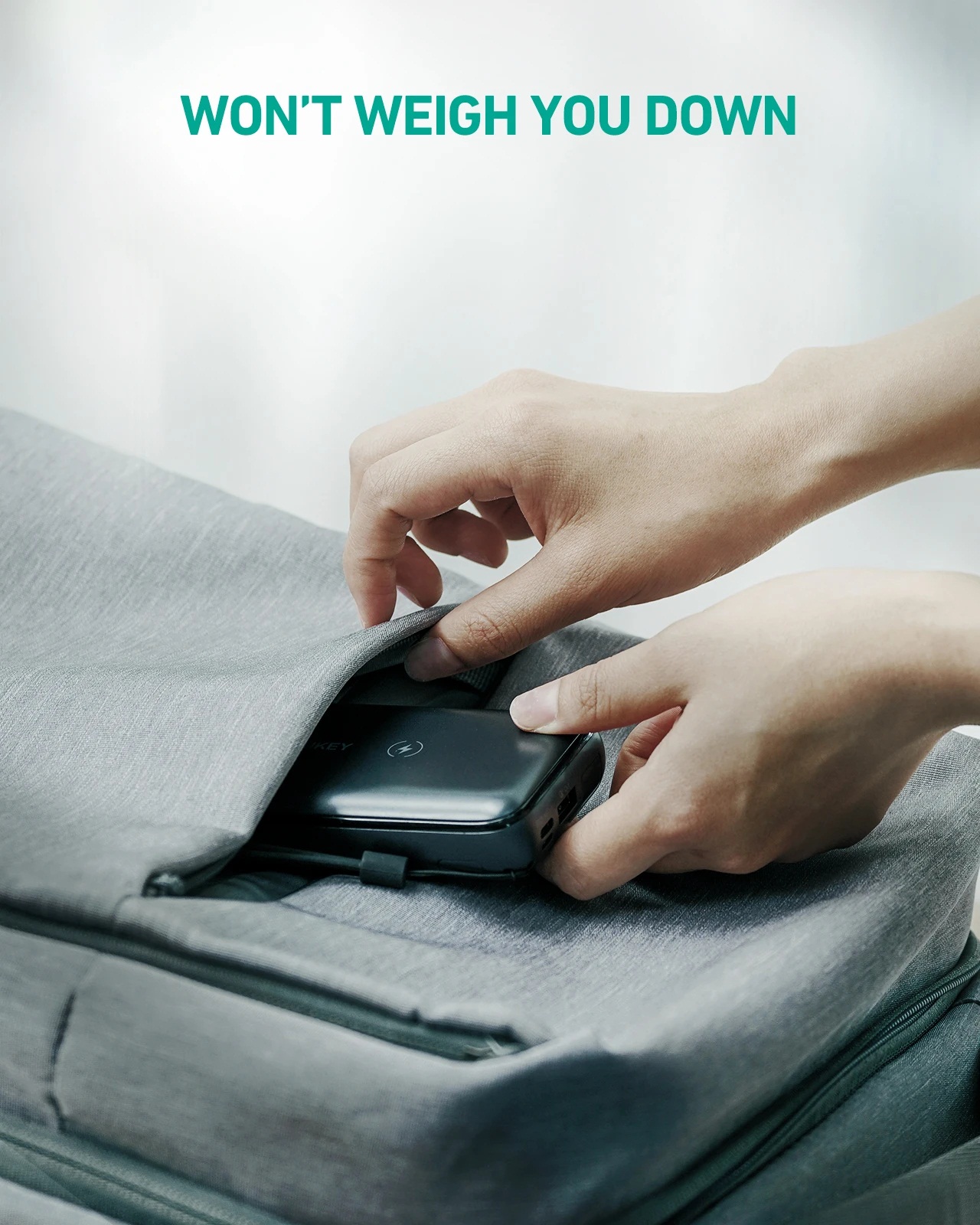 Aukey 20W 10000mAH PD Wireless Charging Powerbank with Kickstand